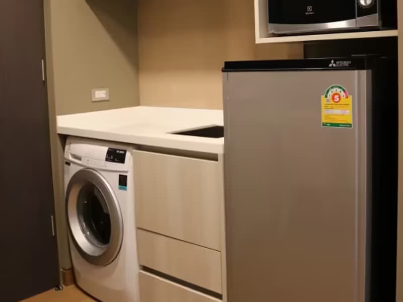 1 Bedroom Condo