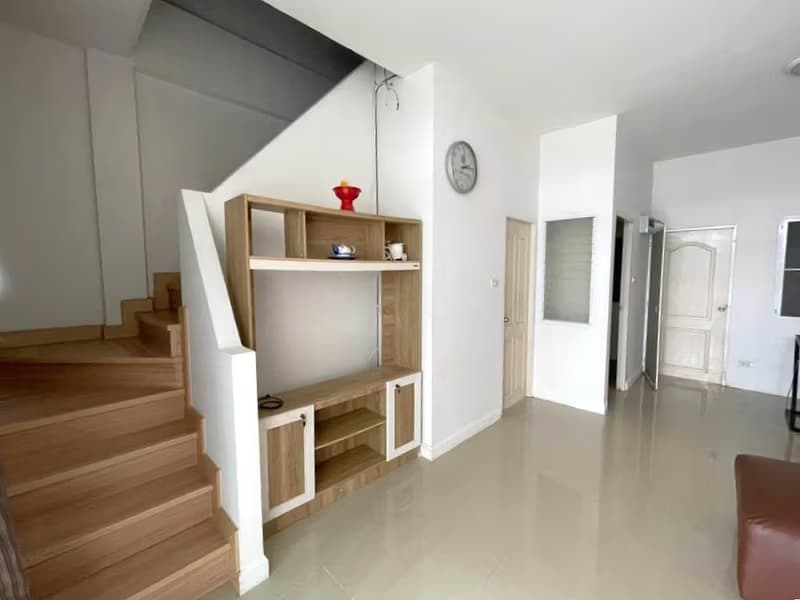 3 Bed Townhouse for Sale in Saraphi