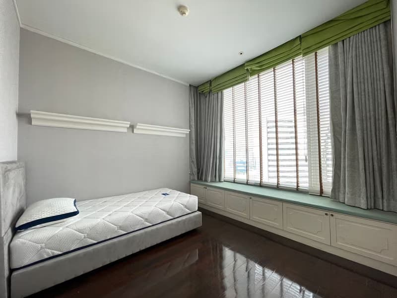 3 Bed Condo for Sale in Bang Rak