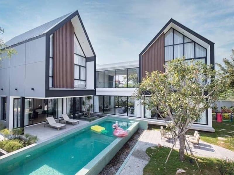 4 Bed House for Rent and Sale in San Sai District