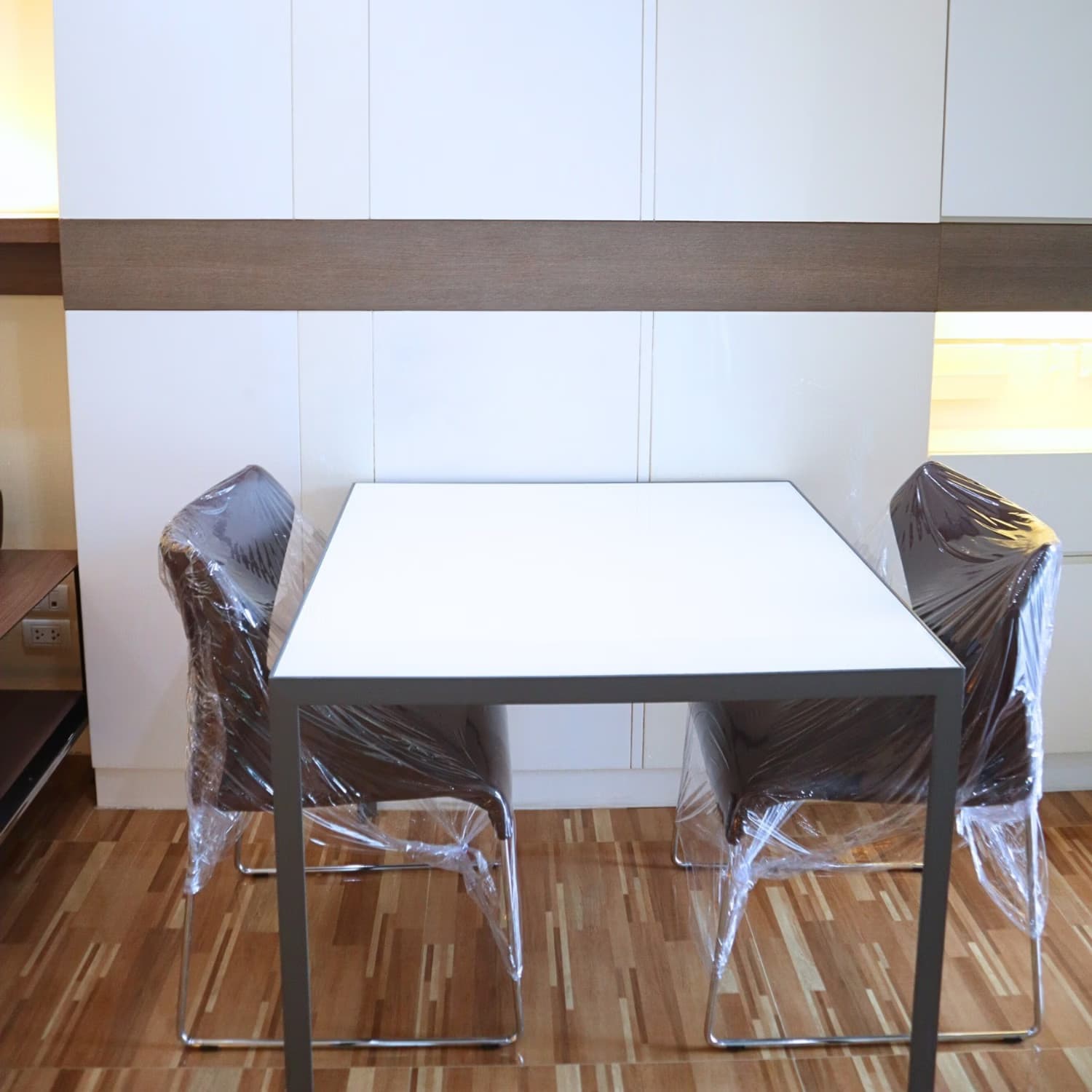 1 Bed Condo for Sale in Phra Khanong - Image 2