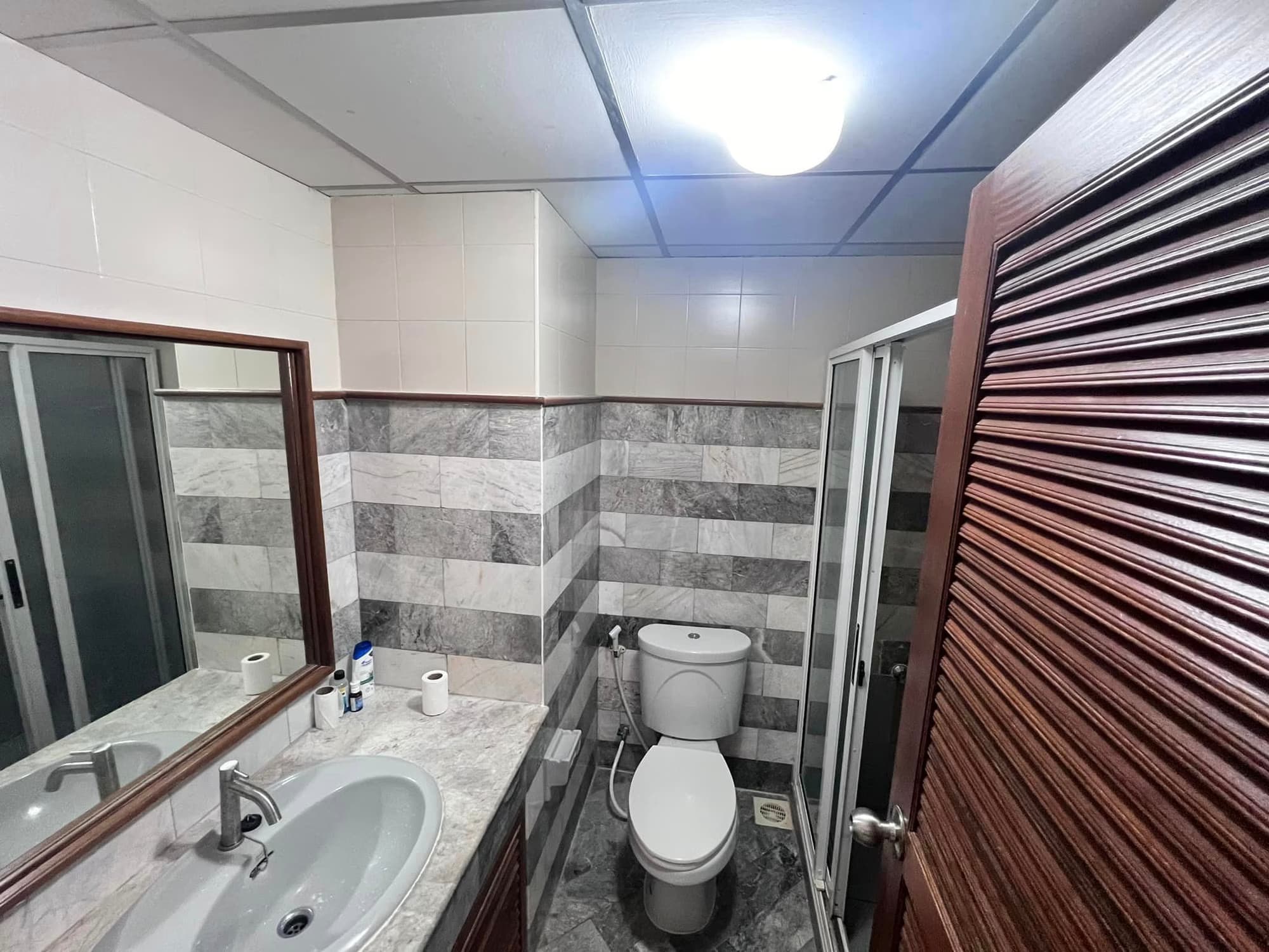 1 Bed Condo for Sale in Bang Rak - Image 6