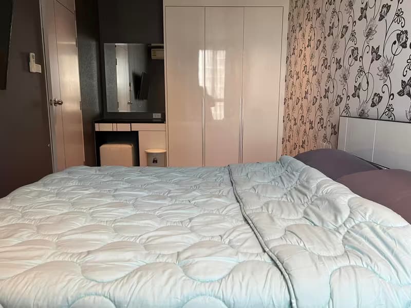 Condo for Rent at The President Condo Sukhumvit 81
