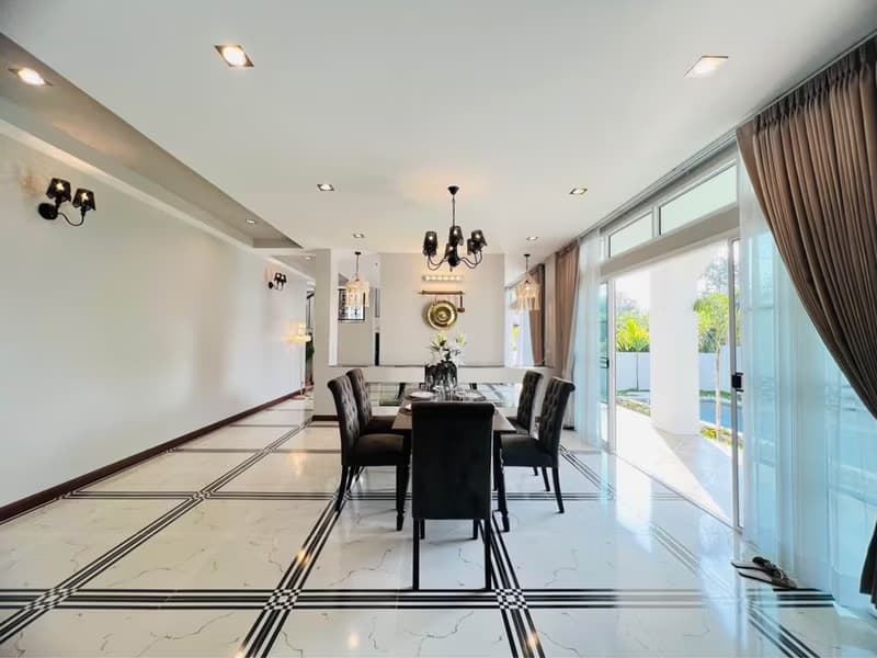House for Sale in San Phak Wan, Hang Dong.