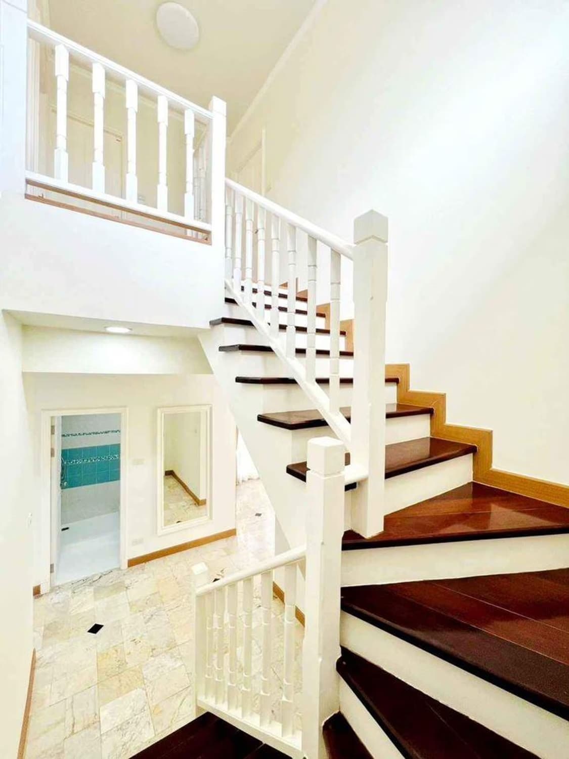 3 Bed House for Rent and Sale in San Sai - Image 5