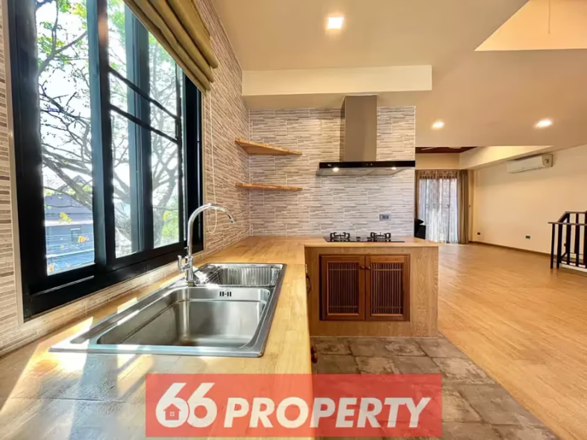 2 Bedroom House - Image 12
