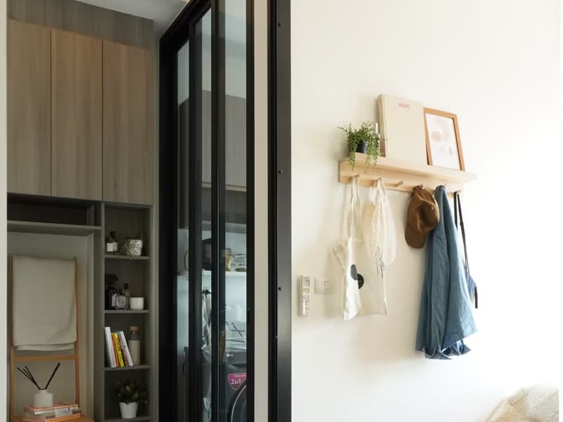 1 Bedroom Condo