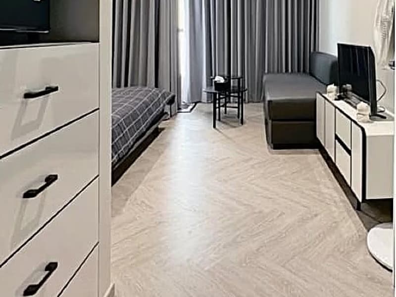 Studio Condo for Rent in Khlong San