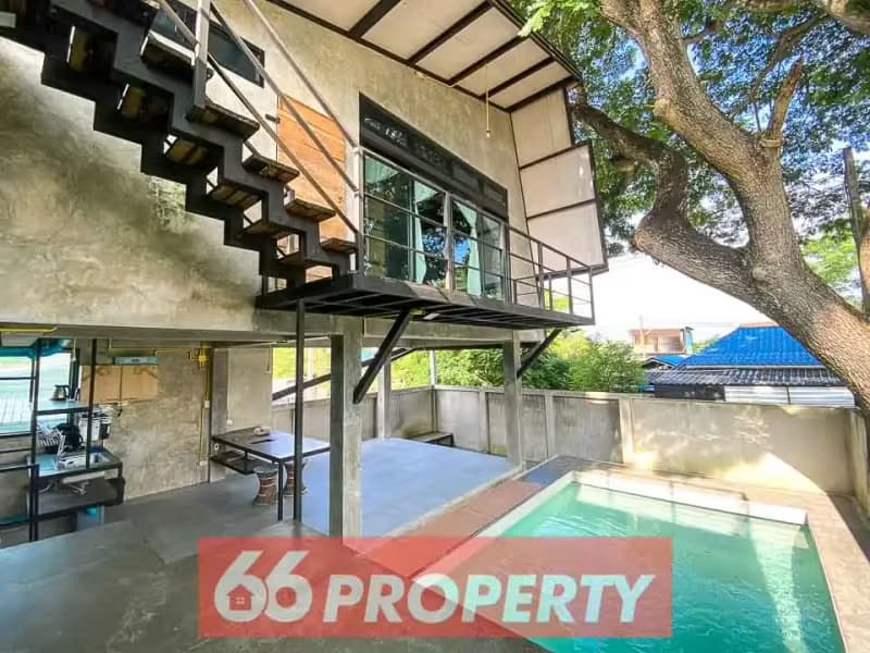 2 Bedroom House