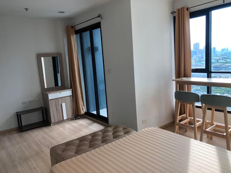 2 Bed Condo for Rent  Near Krung Thon Buri BTS
