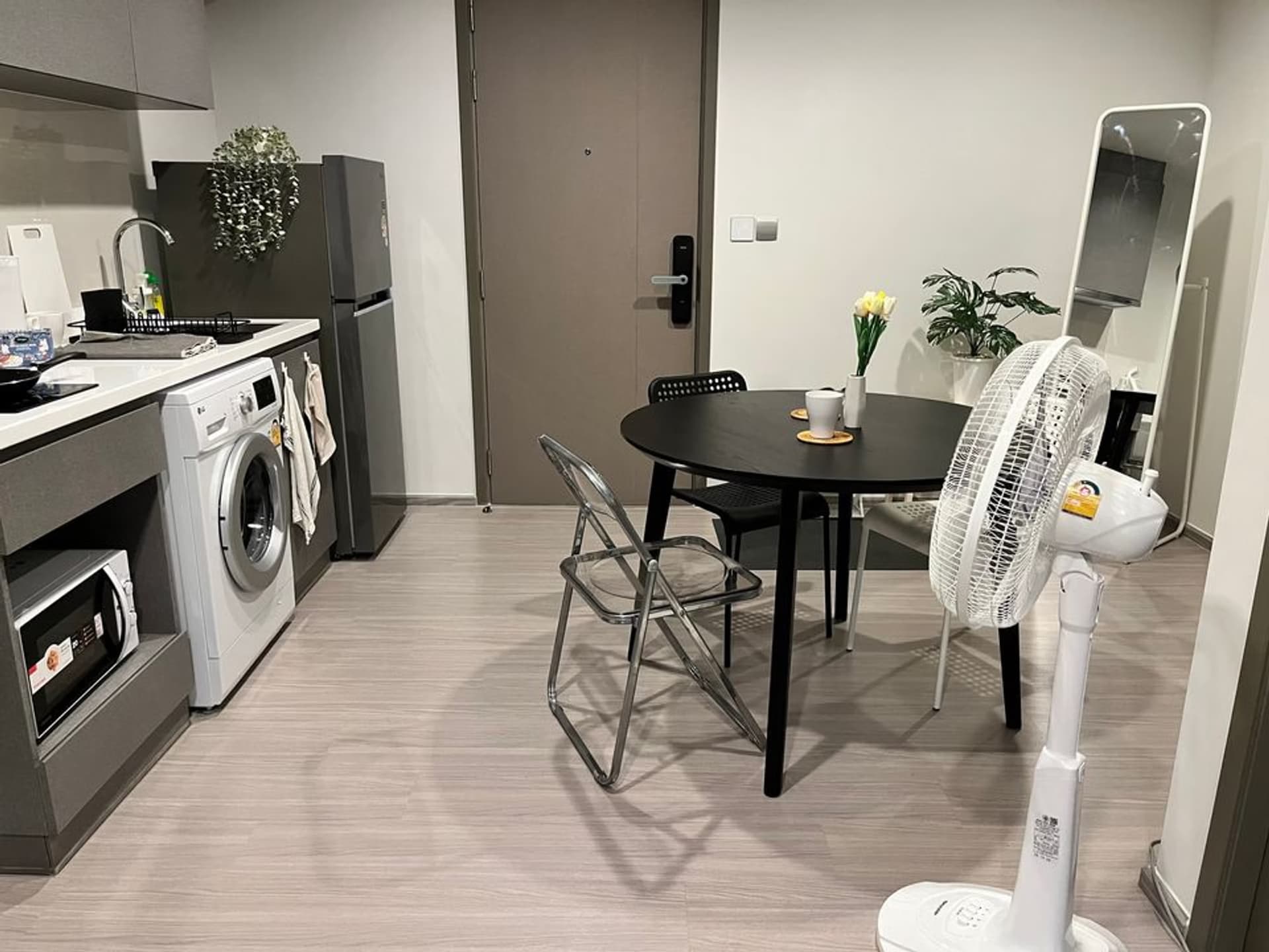 Condo for Rent at Life Asoke Hype - Image 2