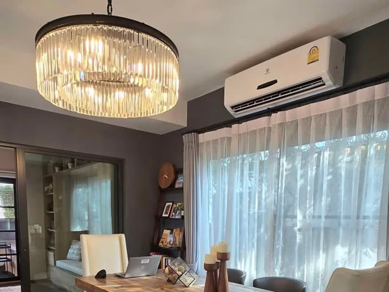 4 Bed House for Rent in Bang Phli