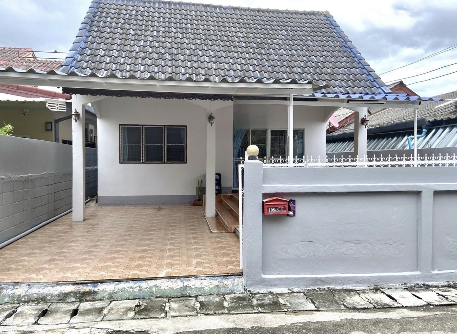 3 Bed House for Rent in Mueang Chiang Mai District - Image 1