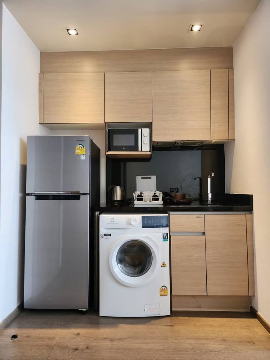 Studio Condo for Rent in Khlong Toei - Image 3