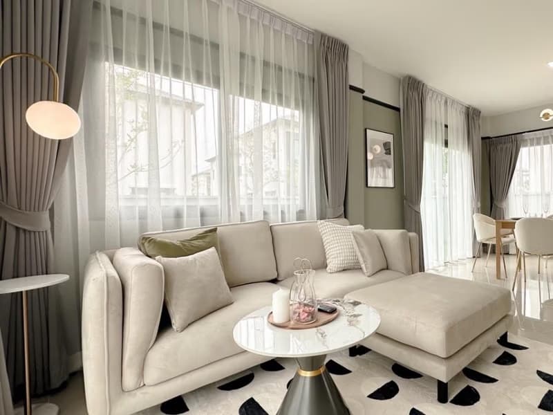 3 Bed House for Rent in Bang Phli
