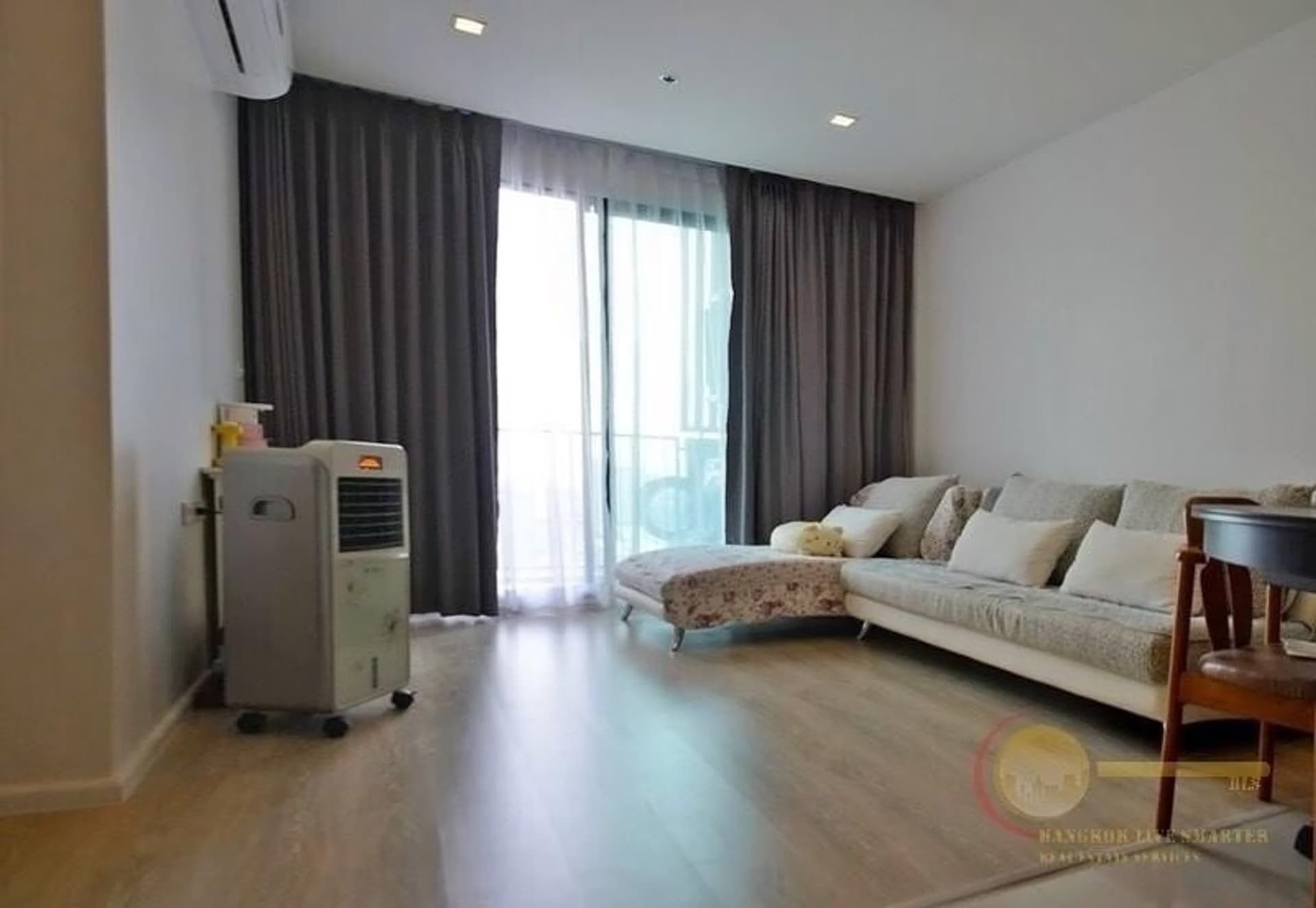 2 Bed Condo for Rent in Din Daeng - Image 1