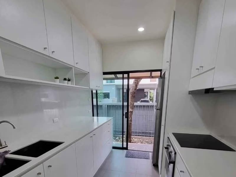  House for Rent, Sale at Baan Lumpini Suan Luang Rama 9