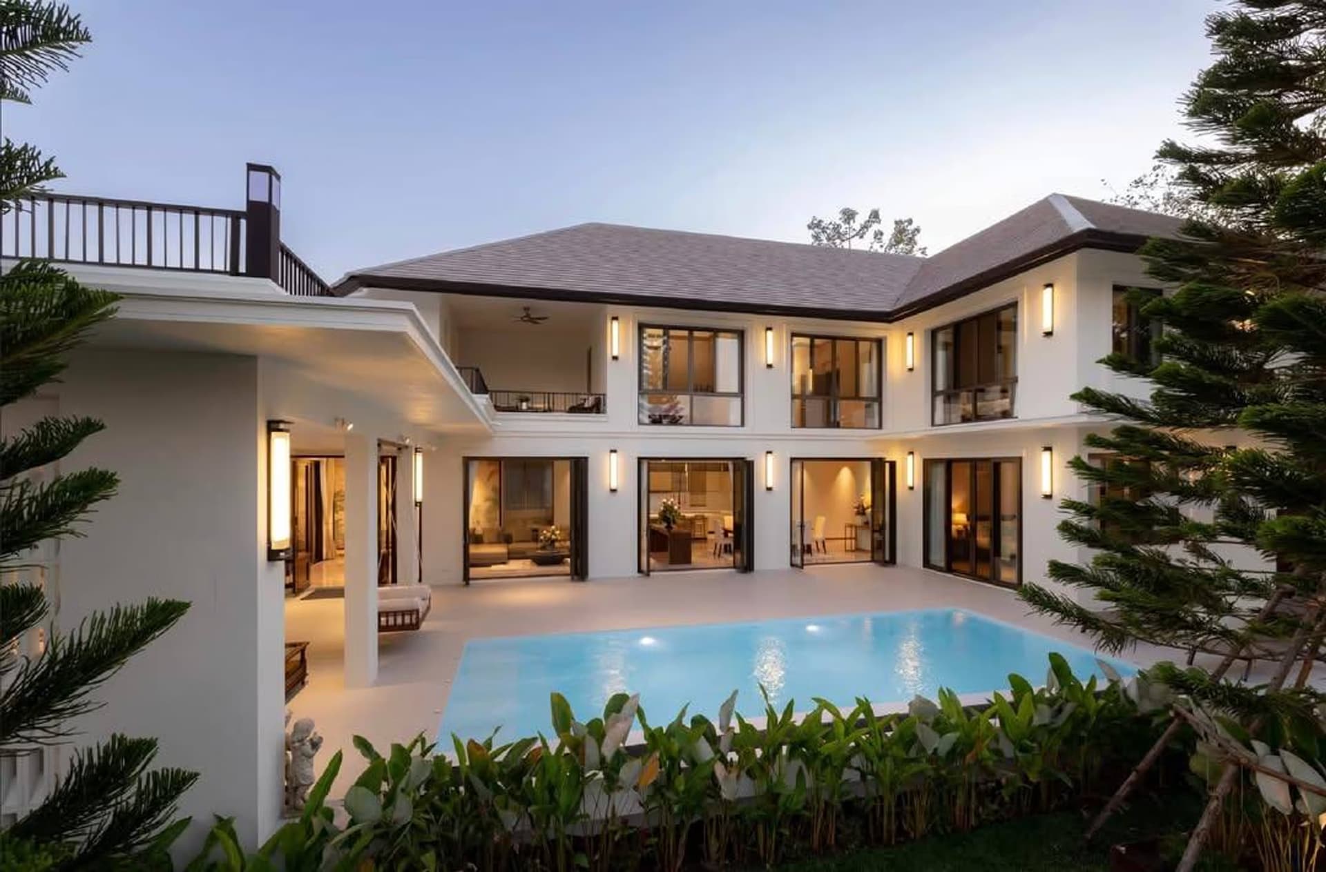 5 Bed House for Sale in Saraphi District - Image 1