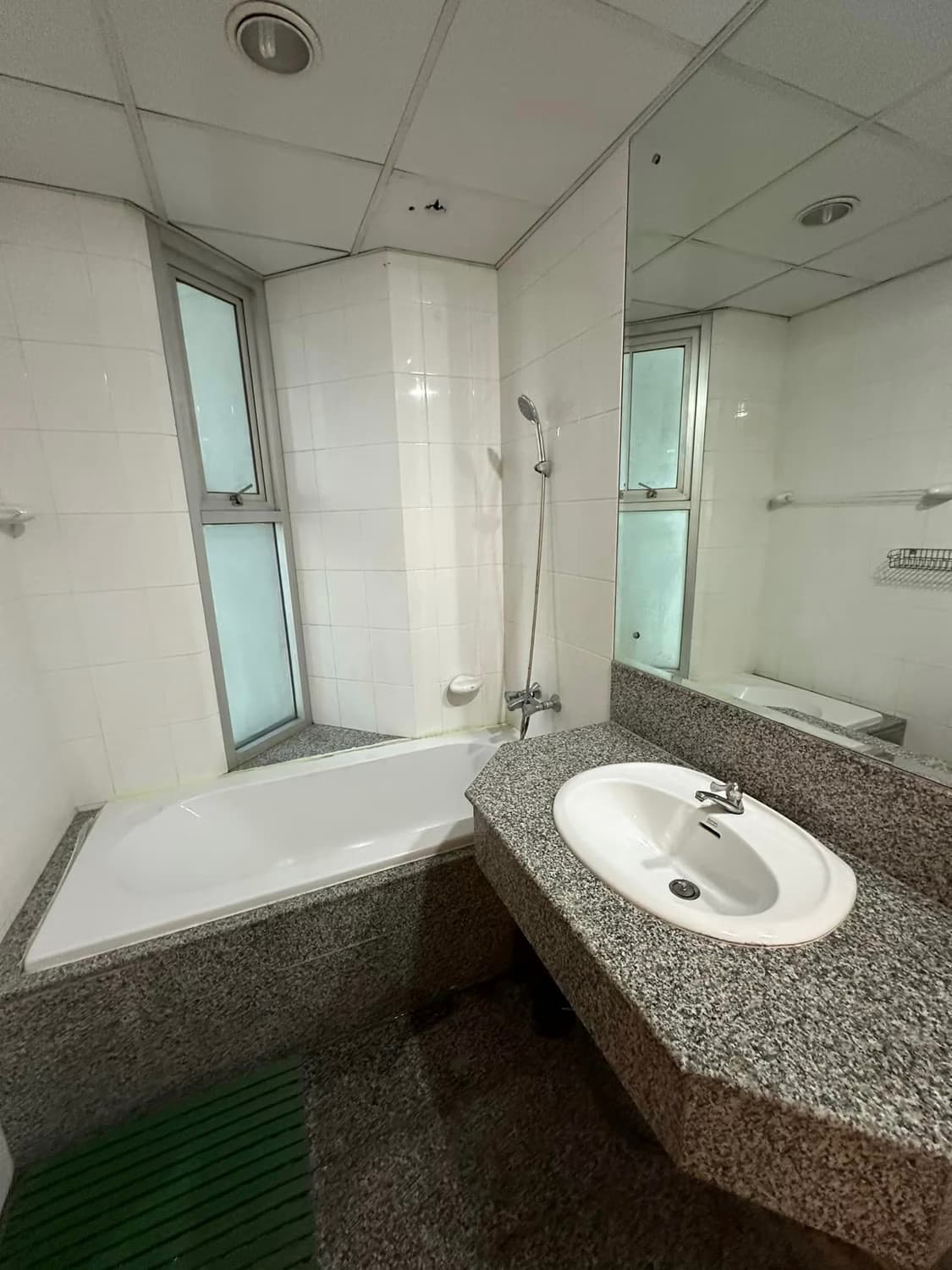 Condo for Sale at Sathon House - Image 8