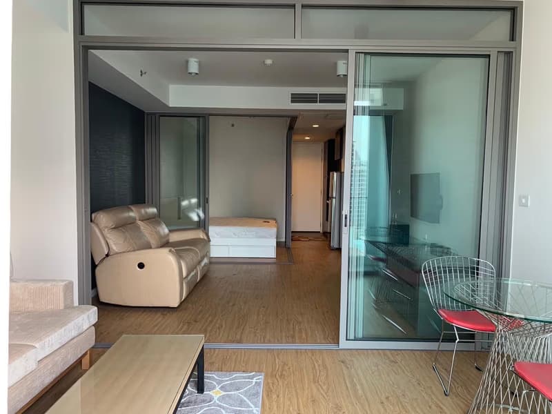  SIAMESE SURAWONG - 1 Bed Condo for Rent *SIAM11115