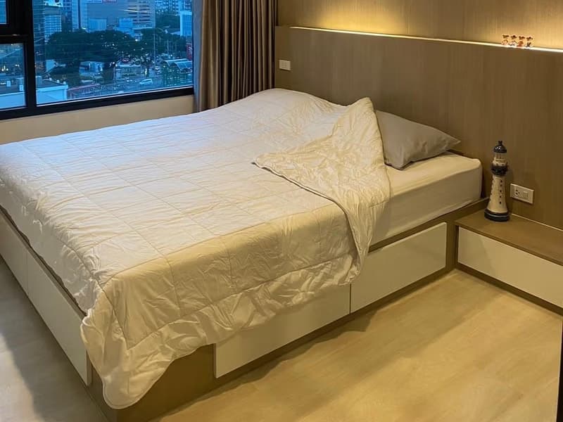 1 Bed Condo for Rent in Huai Khwang