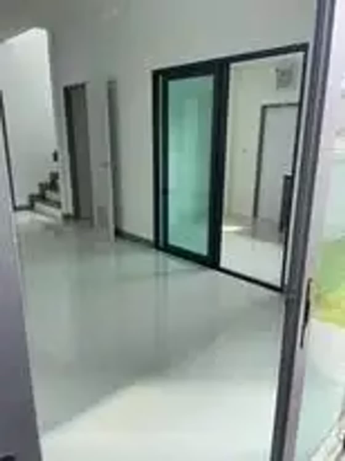 4 Bedroom House - Image 4