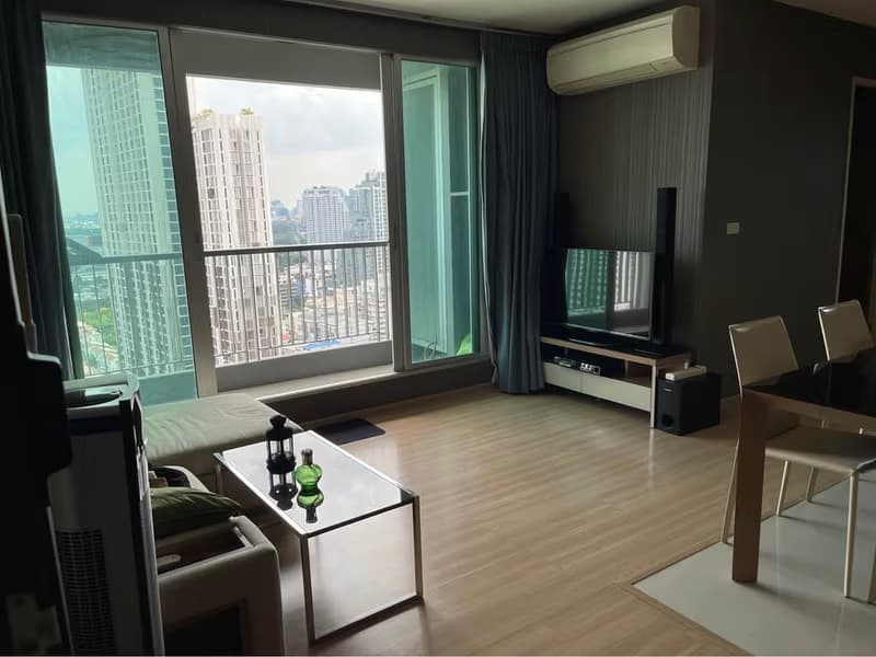 2 Bed Condo for Sale in Phaya Thai