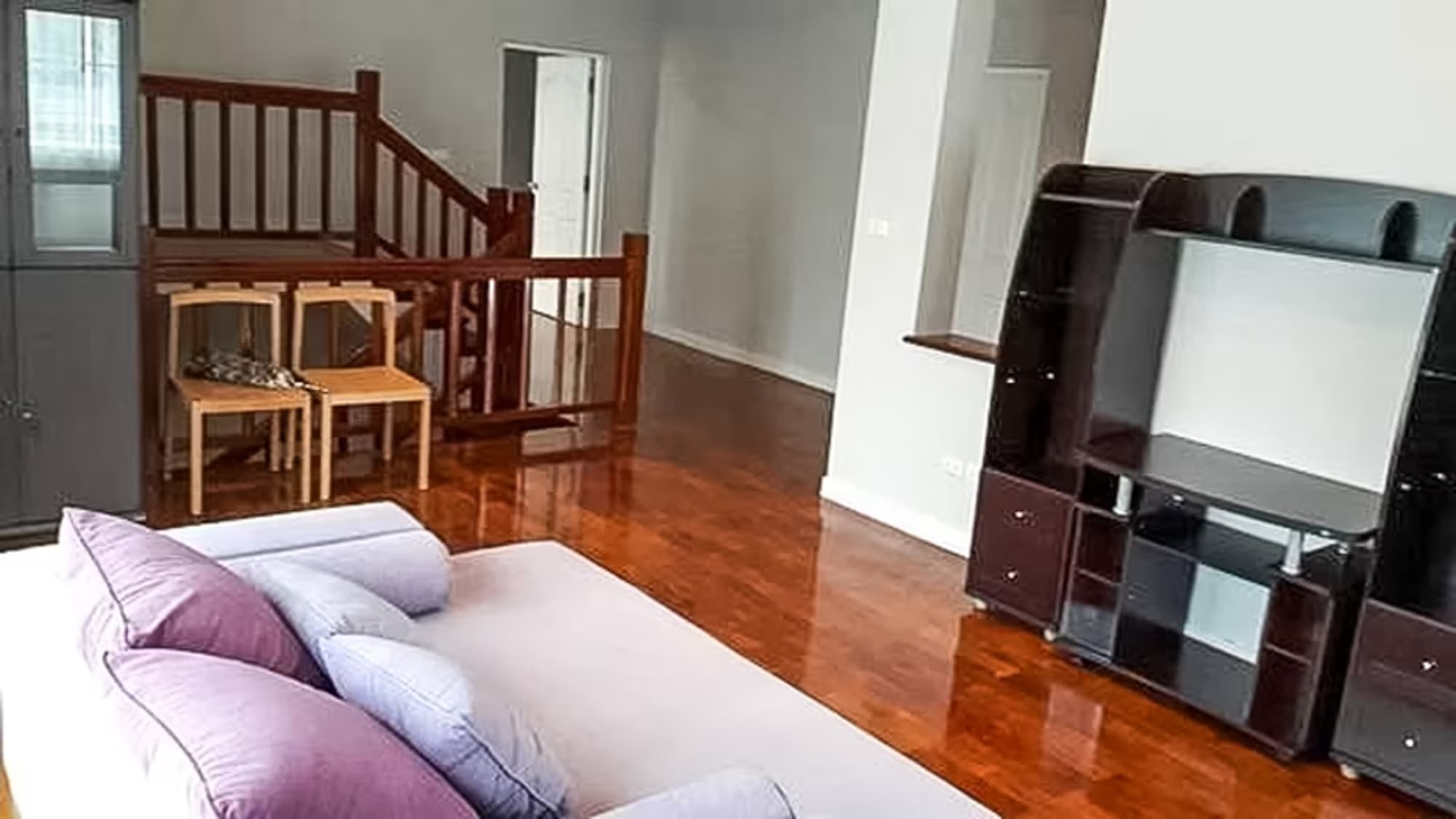4 Bedroom House - Image 11