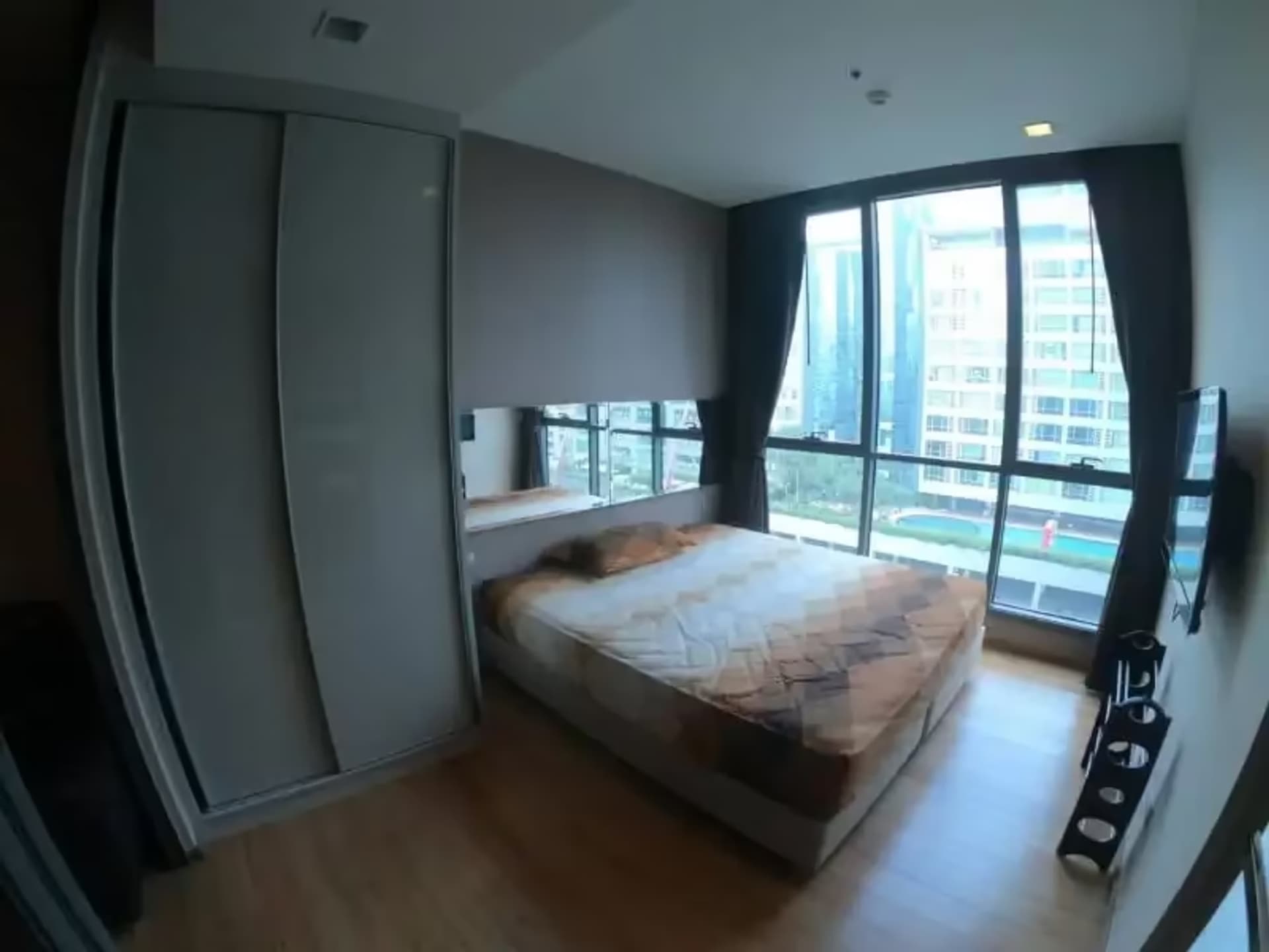 1 Bedroom Condo - Image 6