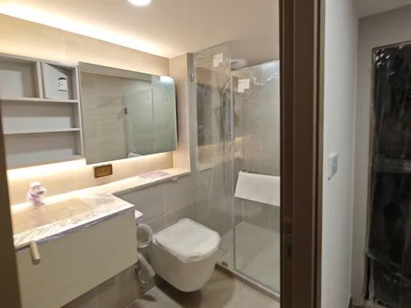 2 Bed Condo for Sale in Khlong Toei