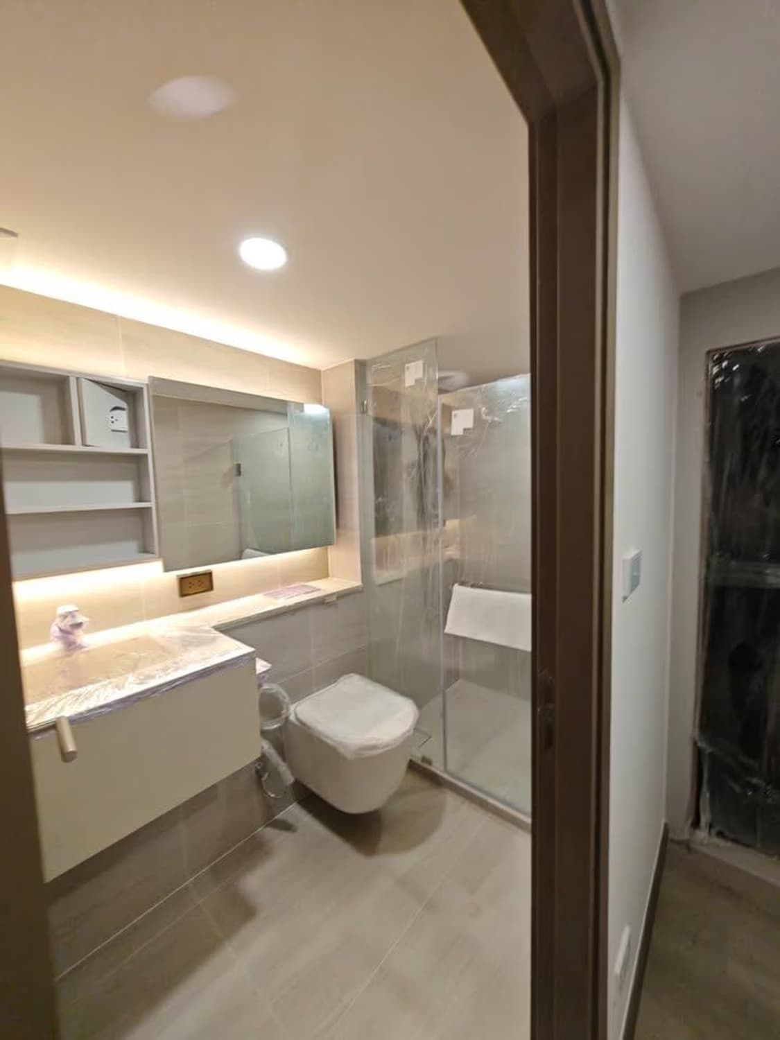 2 ห้องนอน คอนโด สำหรับ ขาย ใน Khlong Toei - Image 4