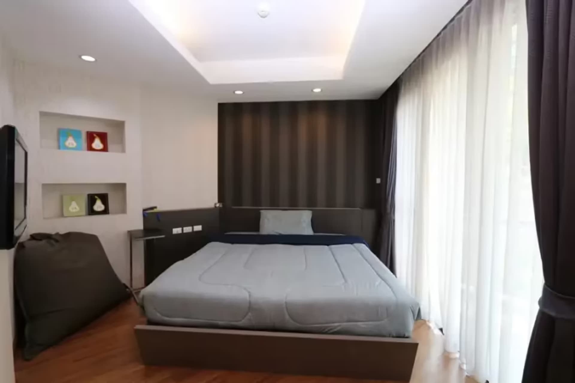 1 Bedroom Condo - Image 5