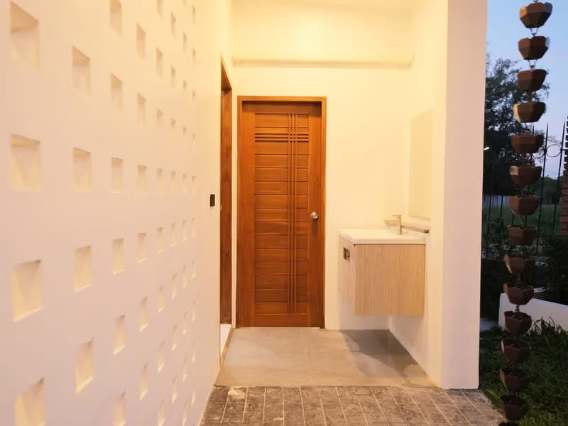 4 Bed House for Rent in Mae Rim