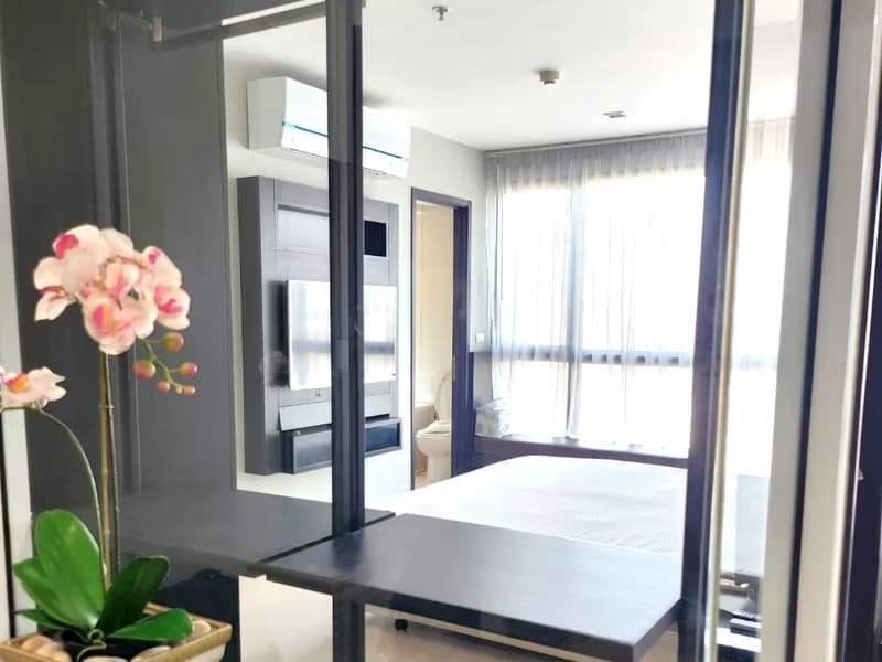 1 Bed Condo for Sale in Khlong Toei