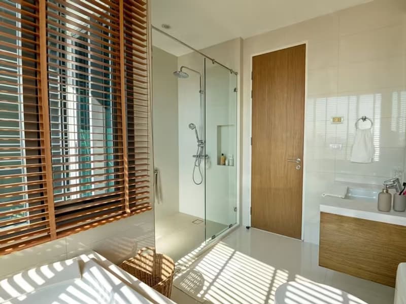 2 Bedroom Condo