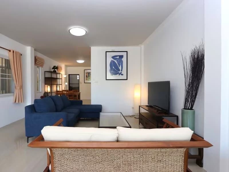 2 Bed House for Rent in Saraphi District