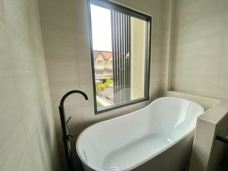 5 Bed House for Sale in Mueang Chiang Mai District
