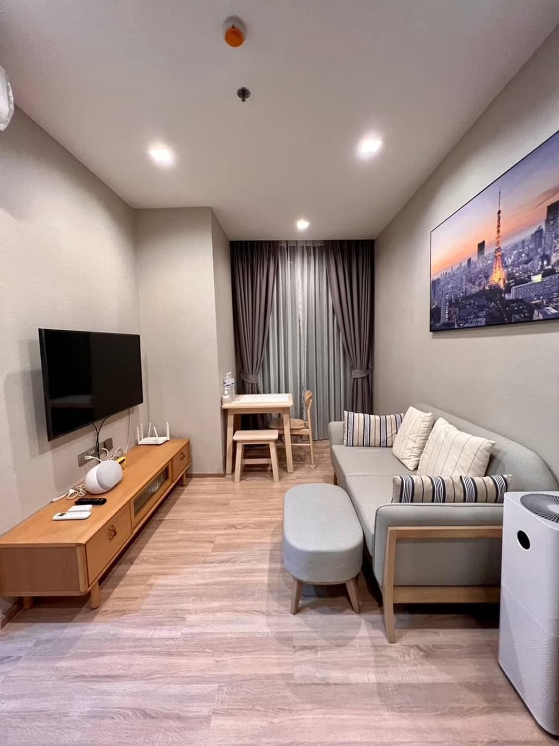 Condo for Rent at The LINE Phahon-Pradipat - Image 1