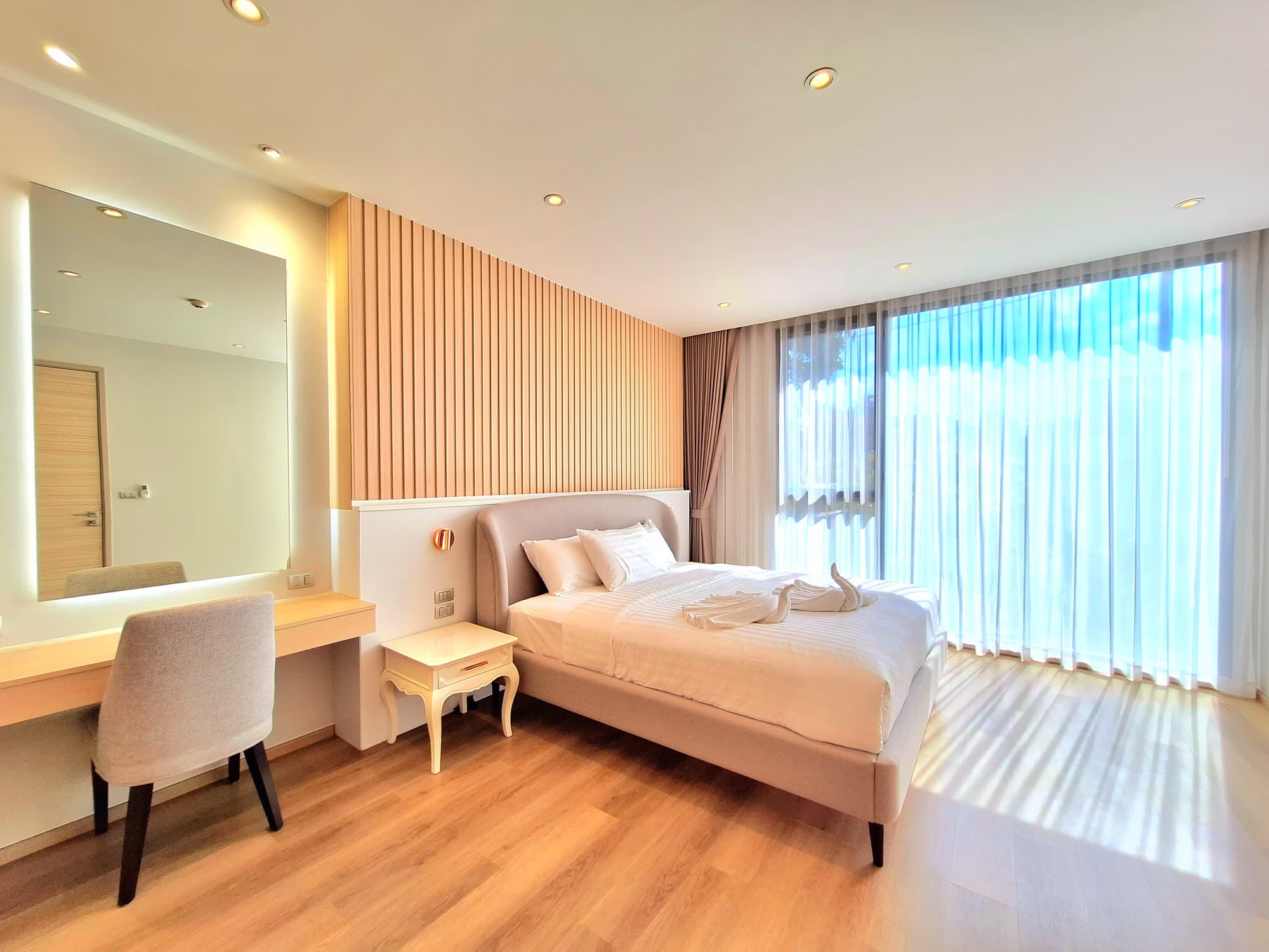 Condo for Rent at Bearing Residence - Image 8