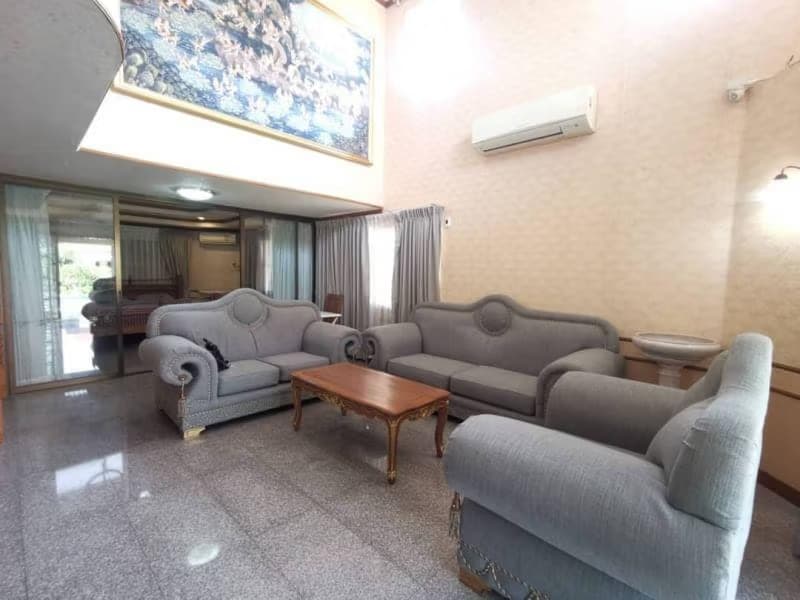 4 Bed House for Rent in Hang Dong