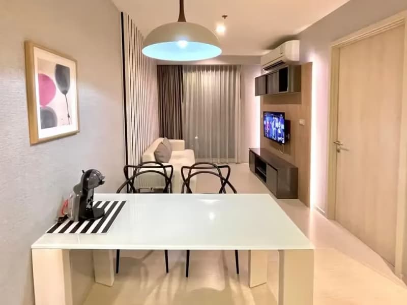 1 Bedroom Condo