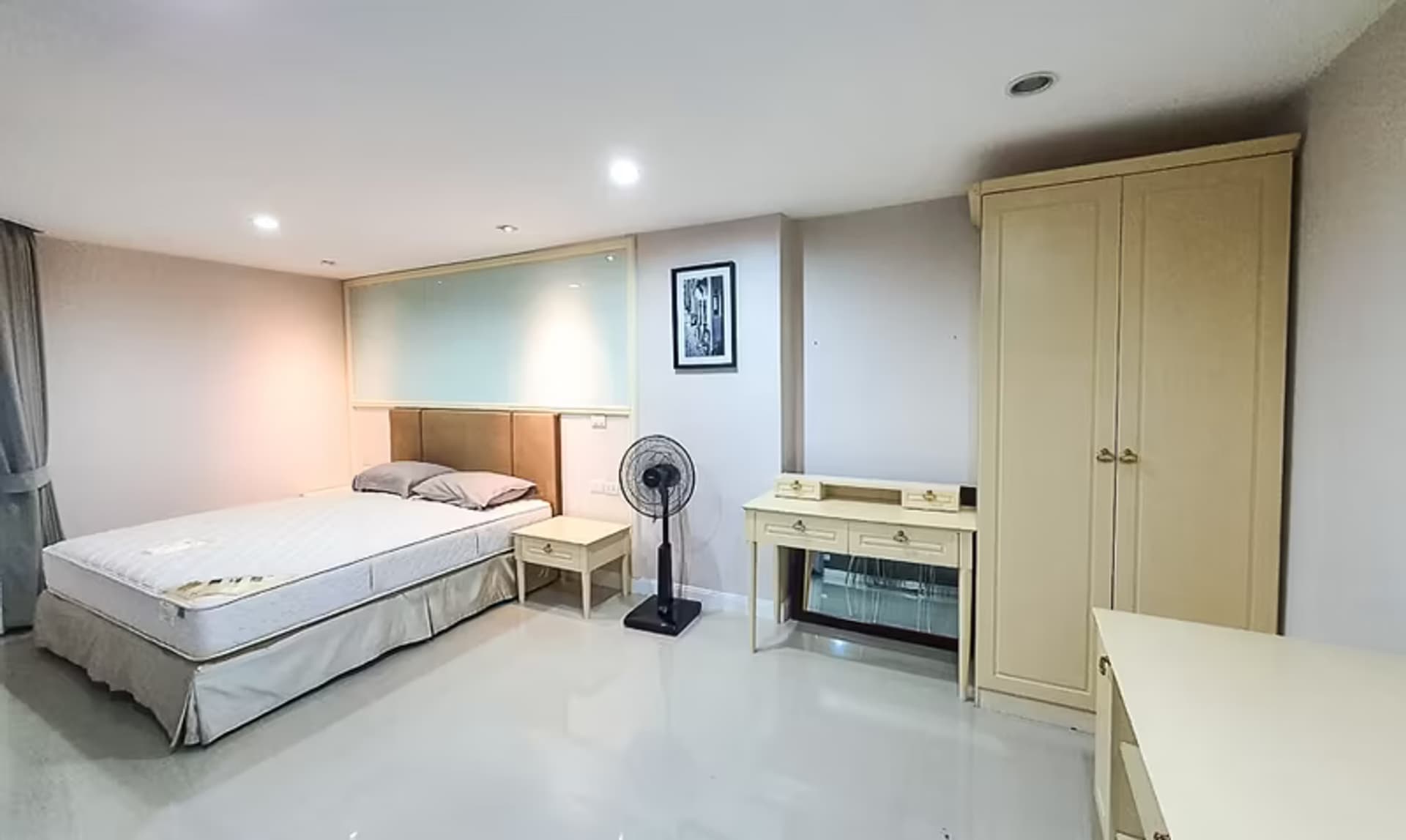 The Prime Suites Condominium - Image 1