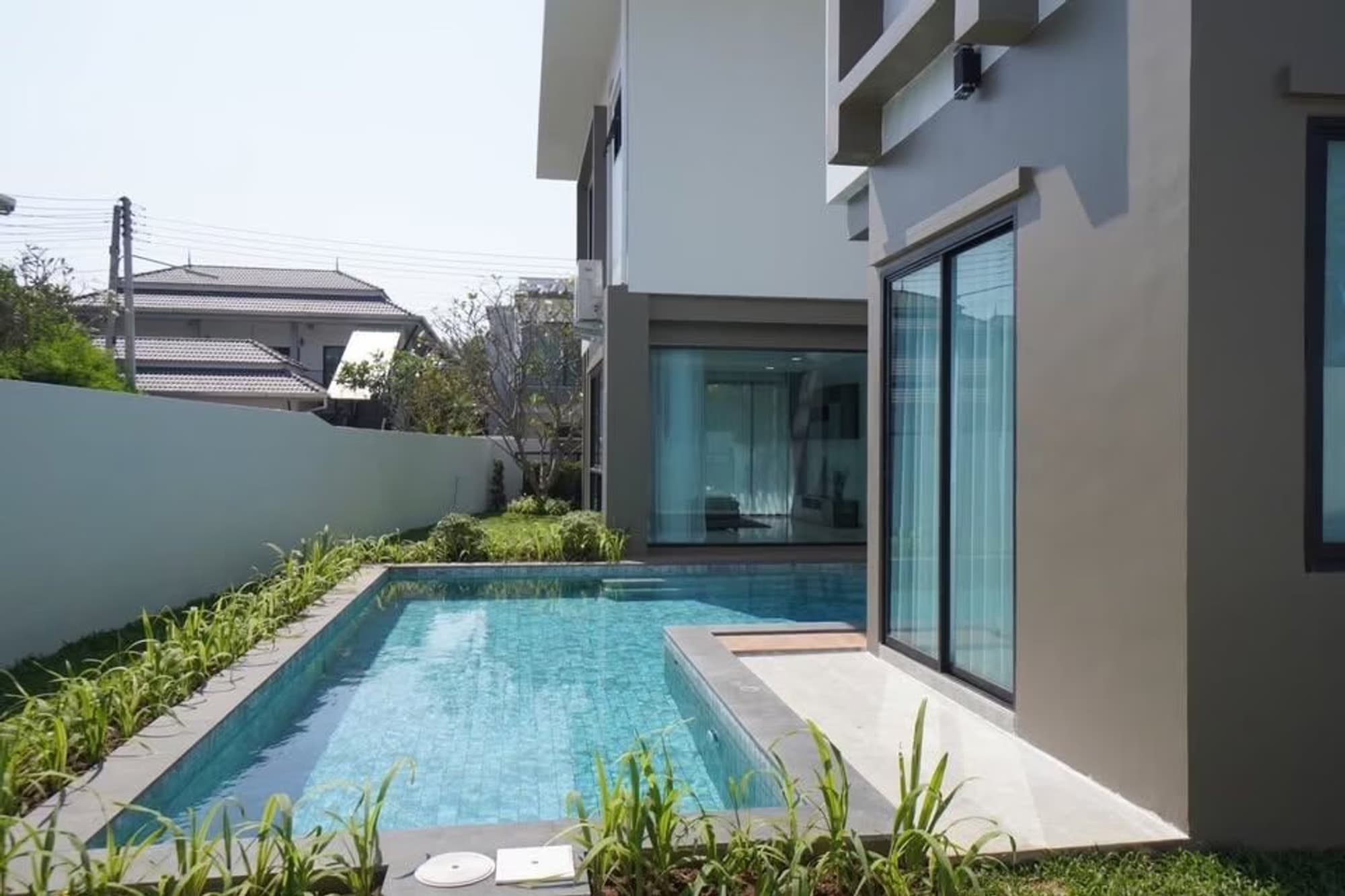Pool Villa for Sale in Chang Phueak, Mueang Chiang Mai.   - Image 2