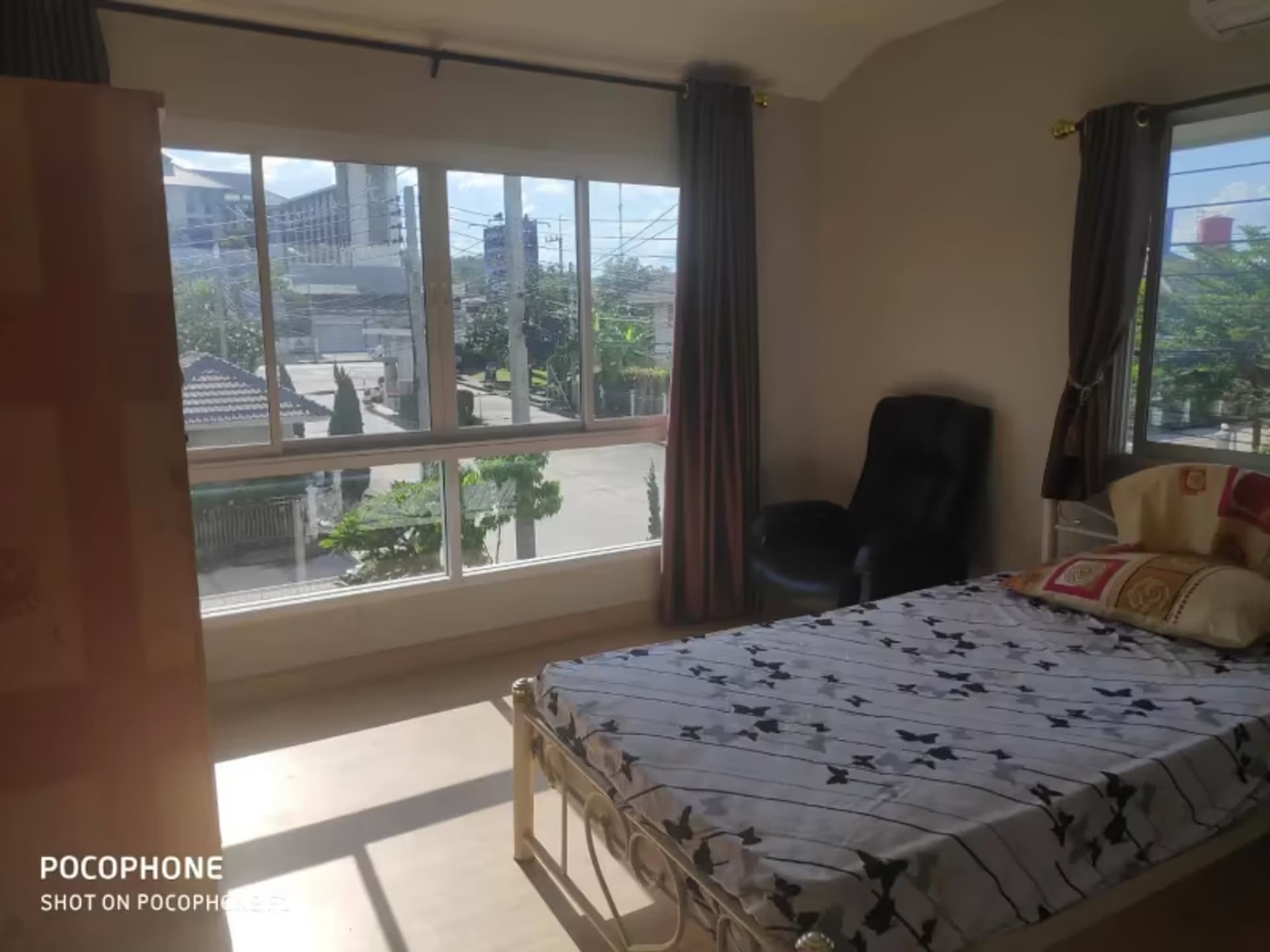 3 Bedroom House - Image 4