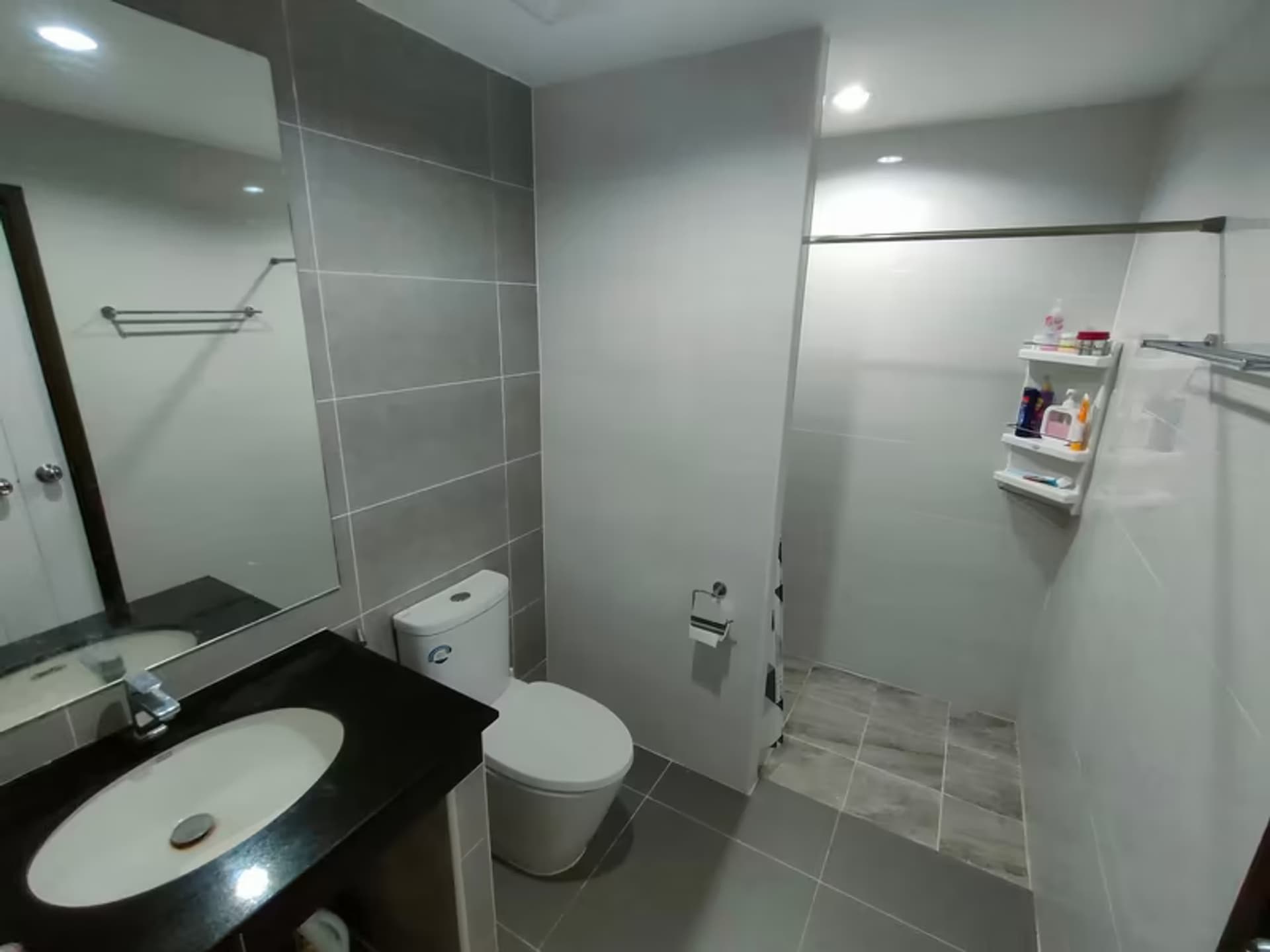 3 Bedroom House - Image 8