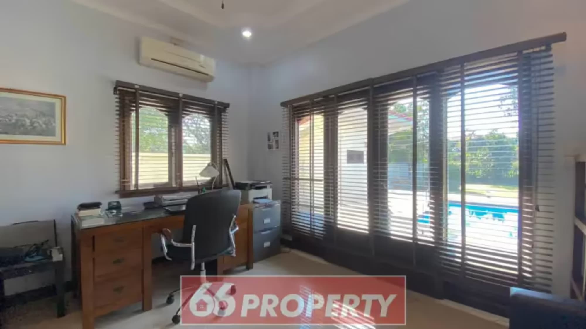 4 Bedroom House - Image 19