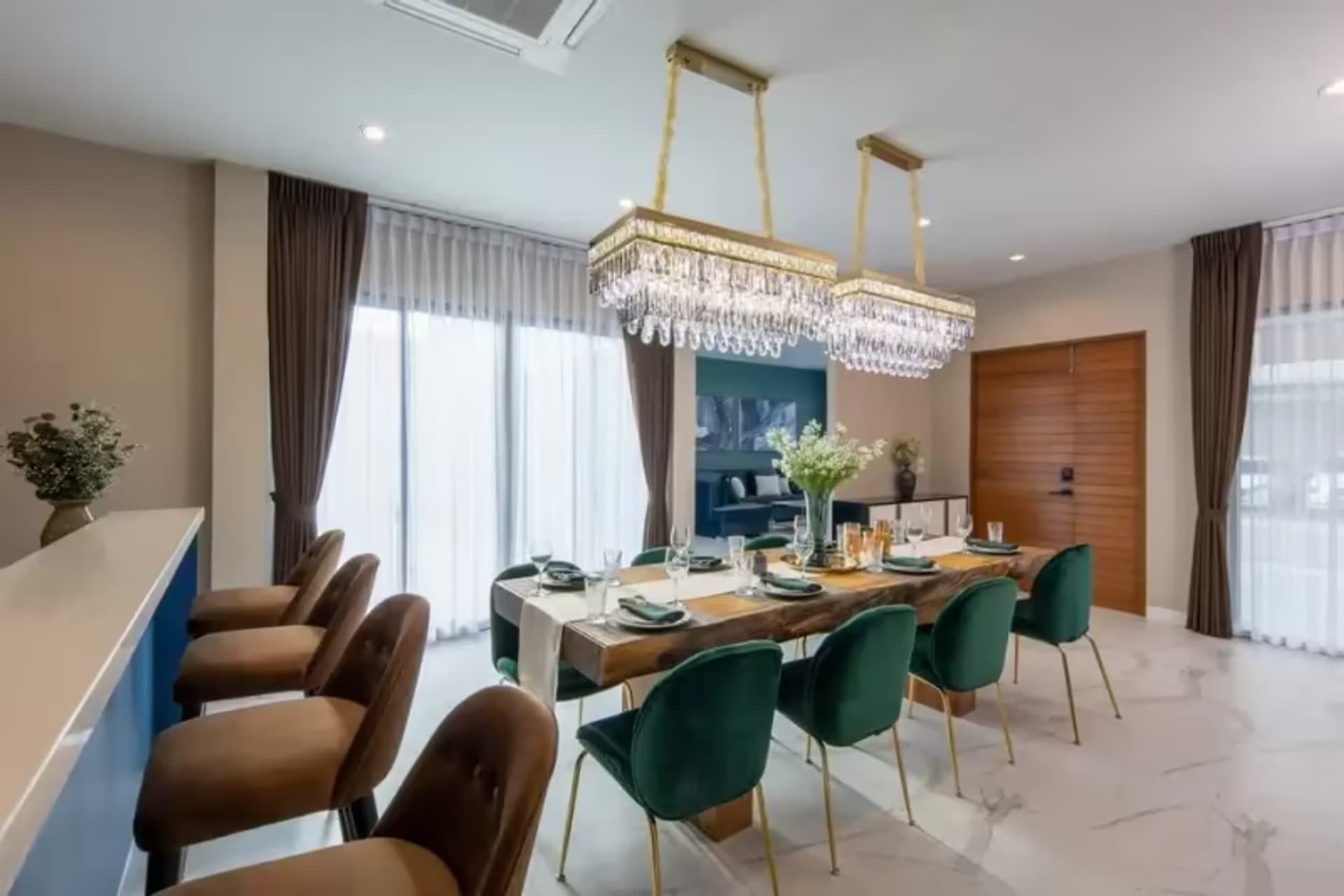 5 Bedroom House - Image 9