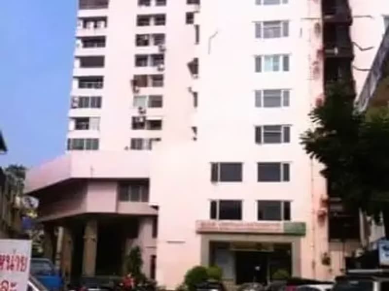 1 Bedroom Condo
