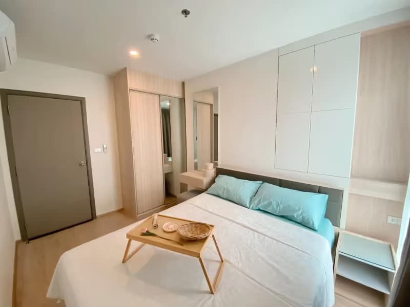 1 Bedroom Condo