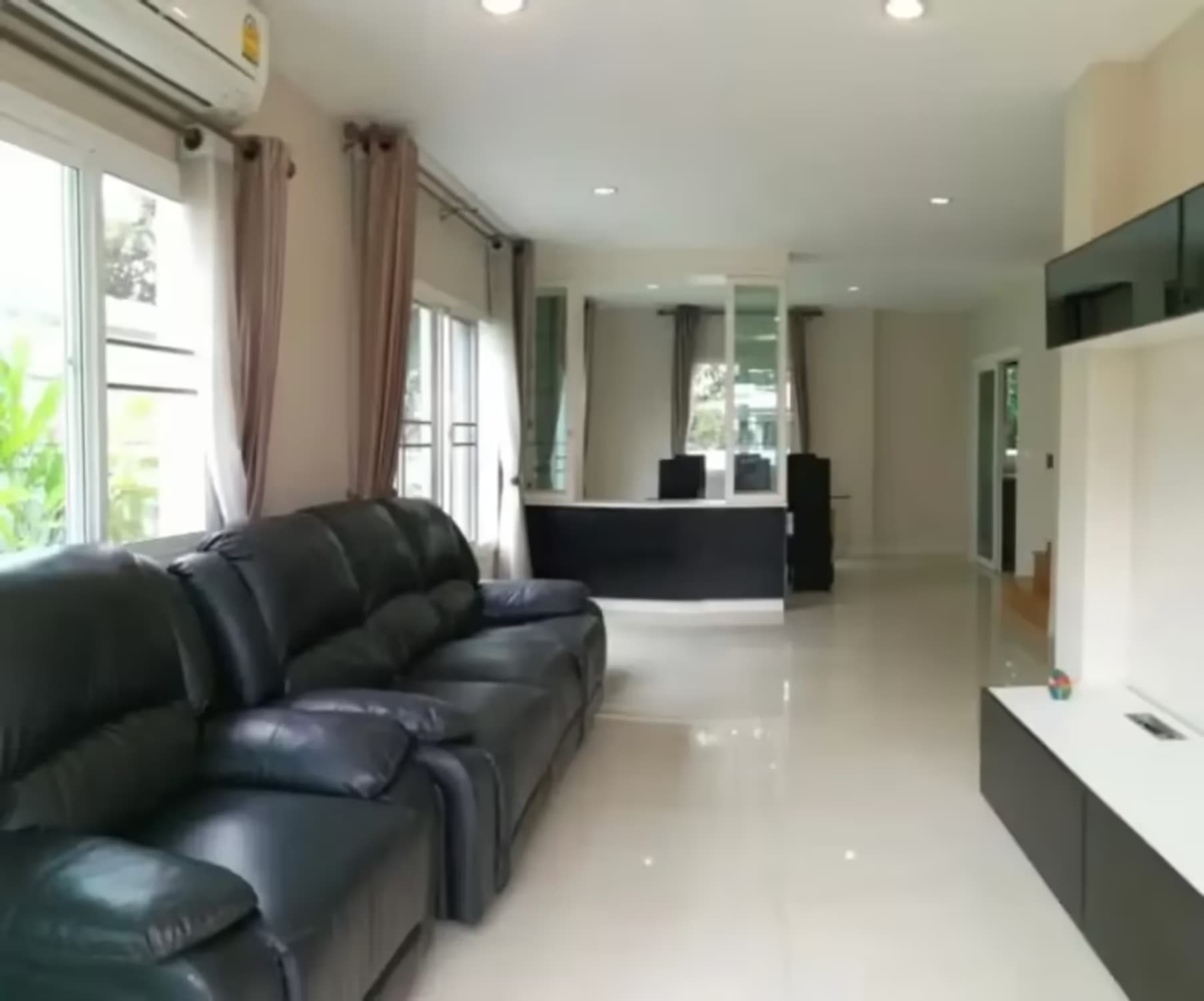 3 Bedroom House - Image 4